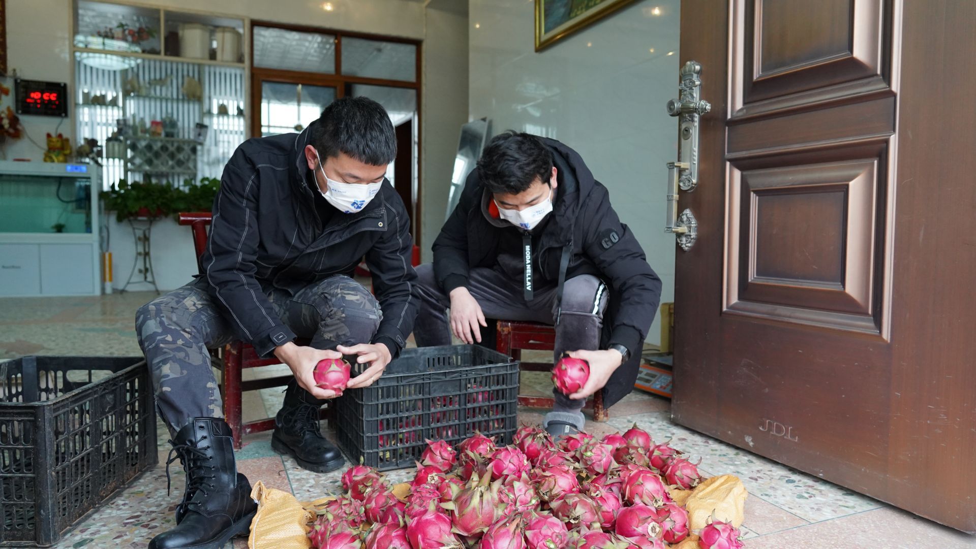 正在上传...