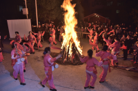 小年夜：社区“百家宴”  浓浓邻里情