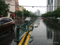 咸宁防汛快报丨山体滑坡、护栏被撞、遗失车牌招领…雨天出门请格外小心！